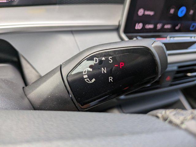 new 2025 Volkswagen Tiguan car, priced at $39,994