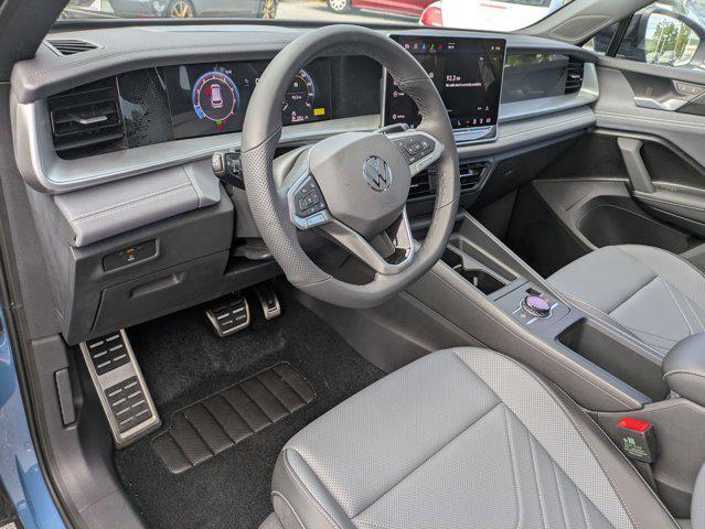 new 2025 Volkswagen Tiguan car, priced at $39,994
