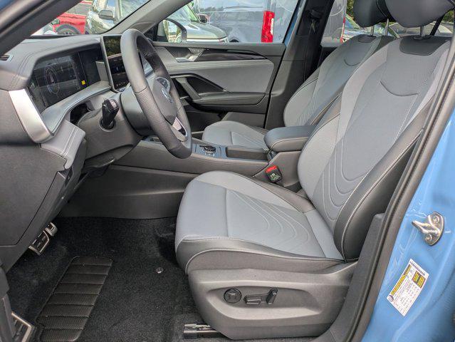 new 2025 Volkswagen Tiguan car, priced at $39,994