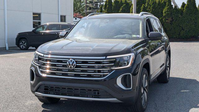 new 2025 Volkswagen Atlas car, priced at $50,800