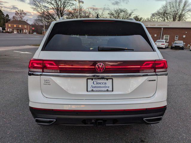 new 2025 Volkswagen Atlas car, priced at $50,881