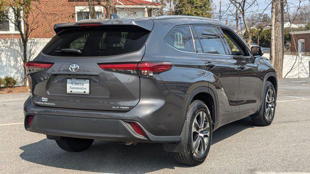 used 2022 Toyota Highlander car, priced at $32,447