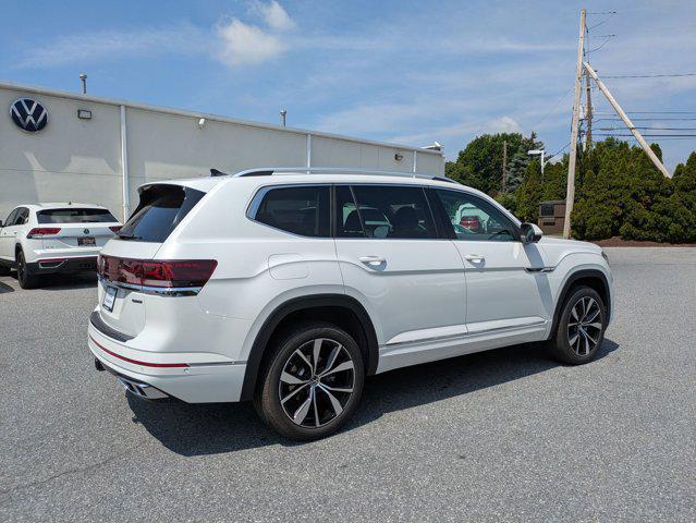 new 2025 Volkswagen Atlas car, priced at $55,468
