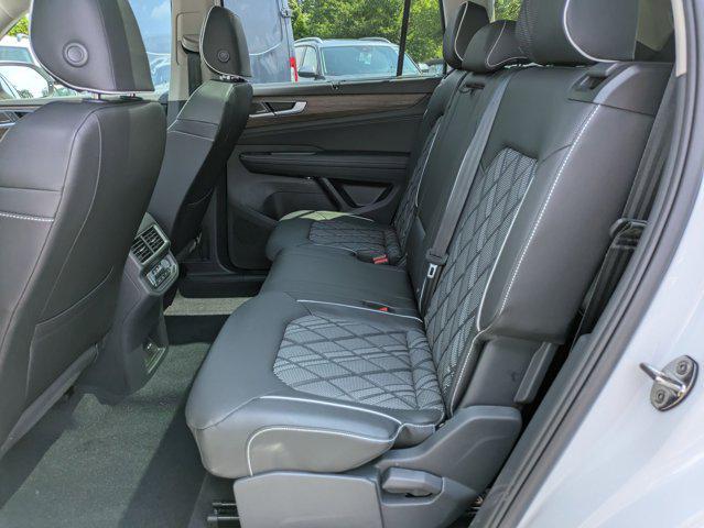 new 2025 Volkswagen Atlas car, priced at $55,468