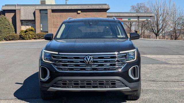 new 2025 Volkswagen Atlas car, priced at $47,925