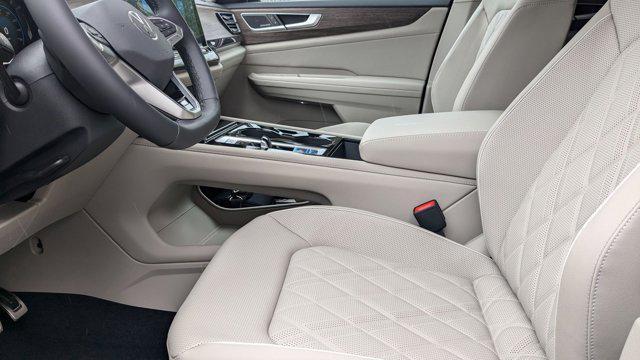 new 2025 Volkswagen Atlas car, priced at $54,513