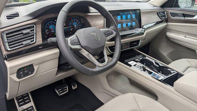 new 2025 Volkswagen Atlas car, priced at $54,513