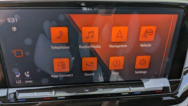 new 2025 Volkswagen Atlas car, priced at $48,325