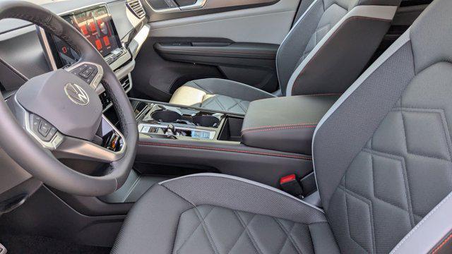 new 2025 Volkswagen Atlas car, priced at $48,325