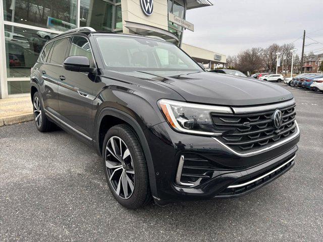 used 2024 Volkswagen Atlas car, priced at $40,999