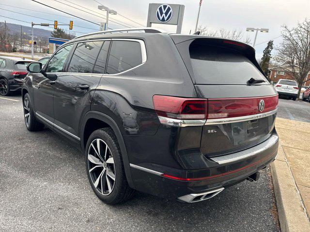 used 2024 Volkswagen Atlas car, priced at $40,999