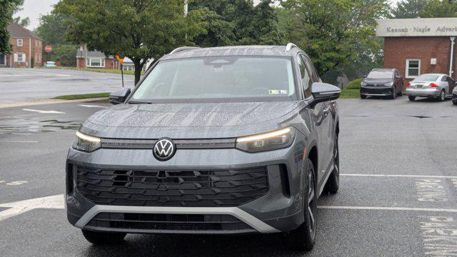 new 2025 Volkswagen Tiguan car, priced at $37,011