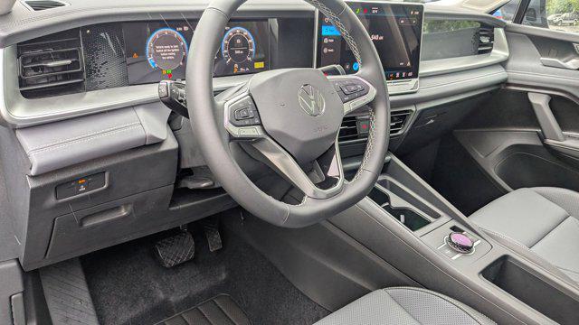 new 2025 Volkswagen Tiguan car, priced at $37,011