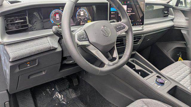 new 2025 Volkswagen Tiguan car, priced at $33,126