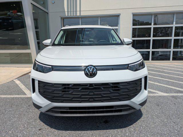 new 2025 Volkswagen Tiguan car, priced at $33,011