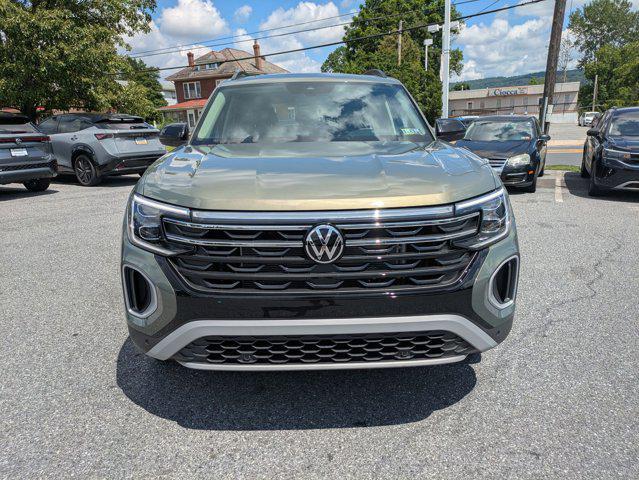 new 2025 Volkswagen Atlas car, priced at $48,419