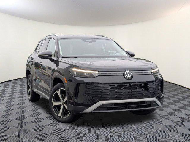 new 2025 Volkswagen Tiguan car, priced at $37,184