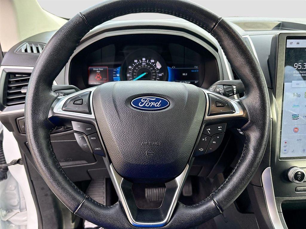 used 2024 Ford Edge car, priced at $19,995