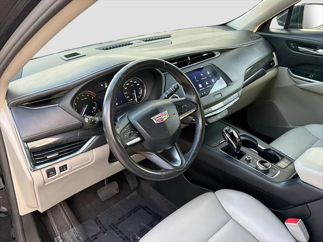 used 2023 Cadillac XT4 car, priced at $21,995