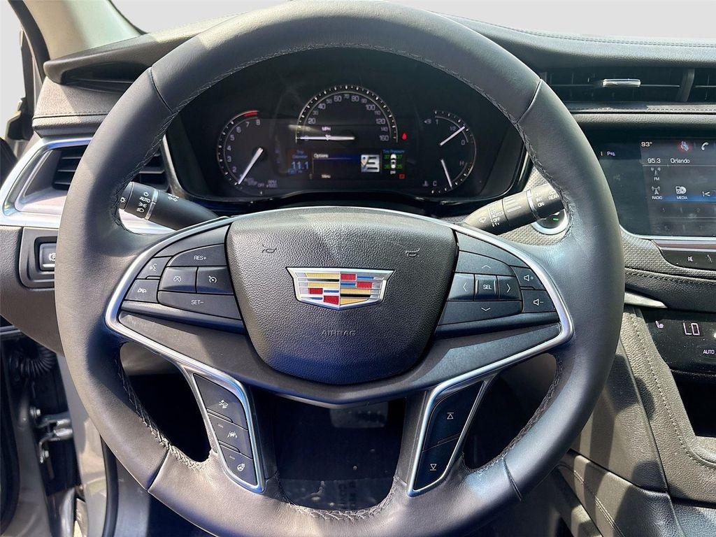 used 2017 Cadillac XT5 car, priced at $16,995