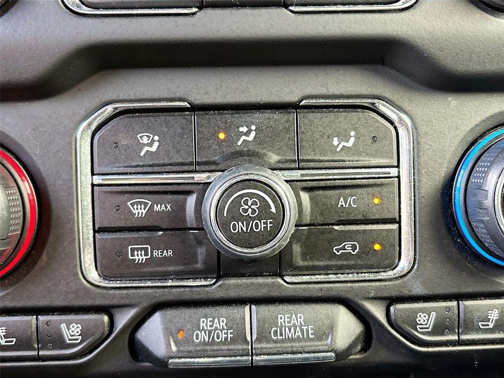 used 2023 Chevrolet Suburban car, priced at $40,995