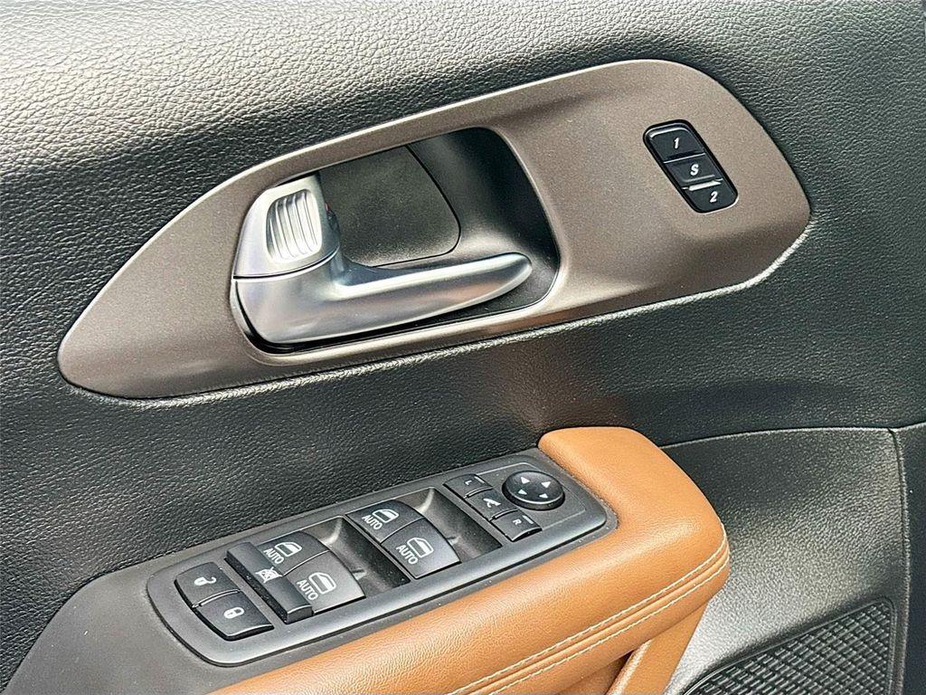 used 2020 Chrysler Pacifica car, priced at $21,995