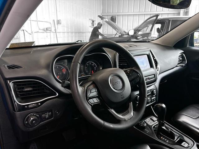 used 2020 Jeep Cherokee car, priced at $13,595