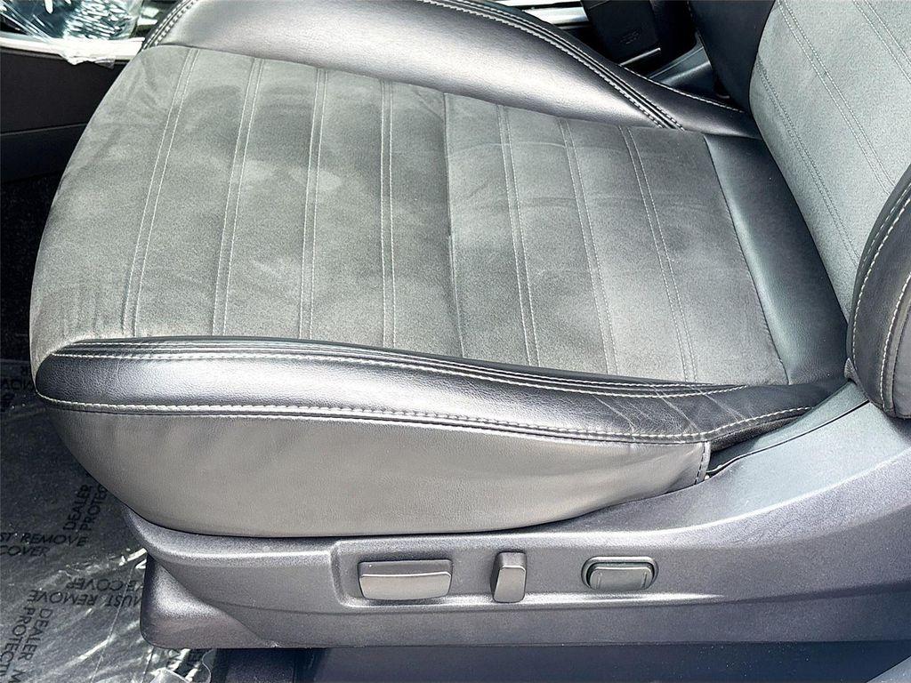 used 2020 Mitsubishi Outlander car, priced at $11,595