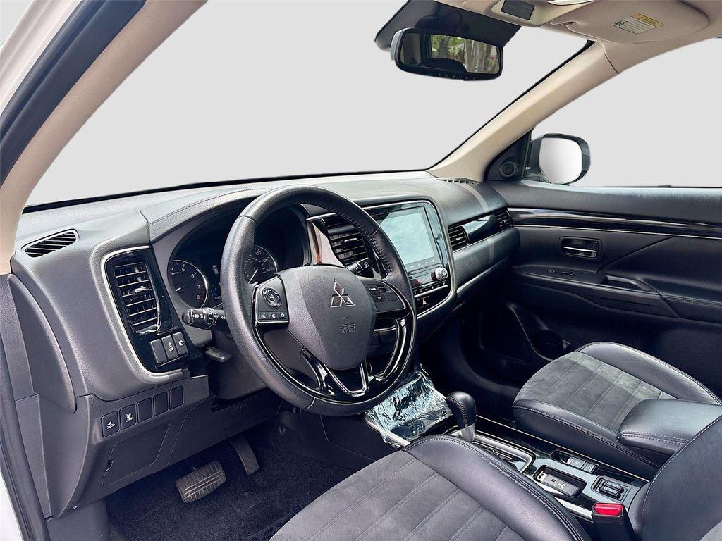 used 2020 Mitsubishi Outlander car, priced at $11,595