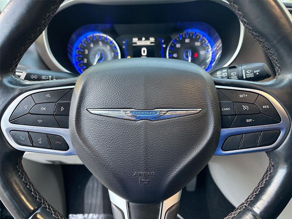 used 2018 Chrysler Pacifica car, priced at $10,995