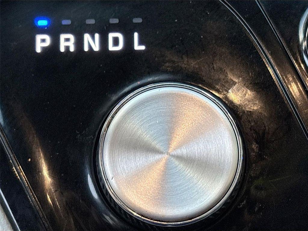 used 2018 Chrysler Pacifica car, priced at $10,995