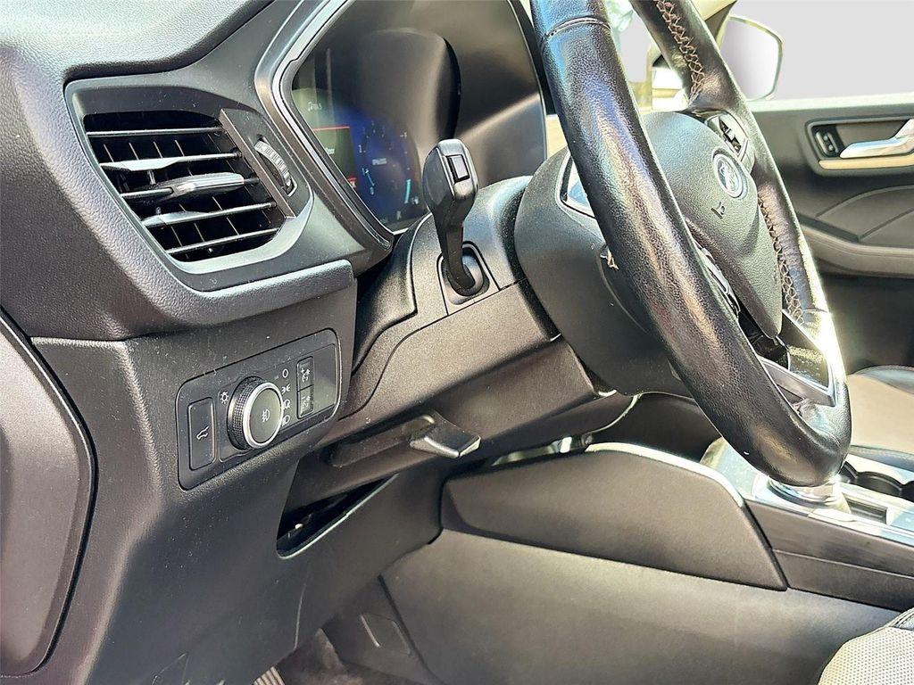 used 2022 Ford Escape car, priced at $20,495