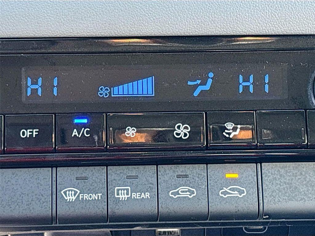 used 2025 Hyundai Elantra car, priced at $20,995