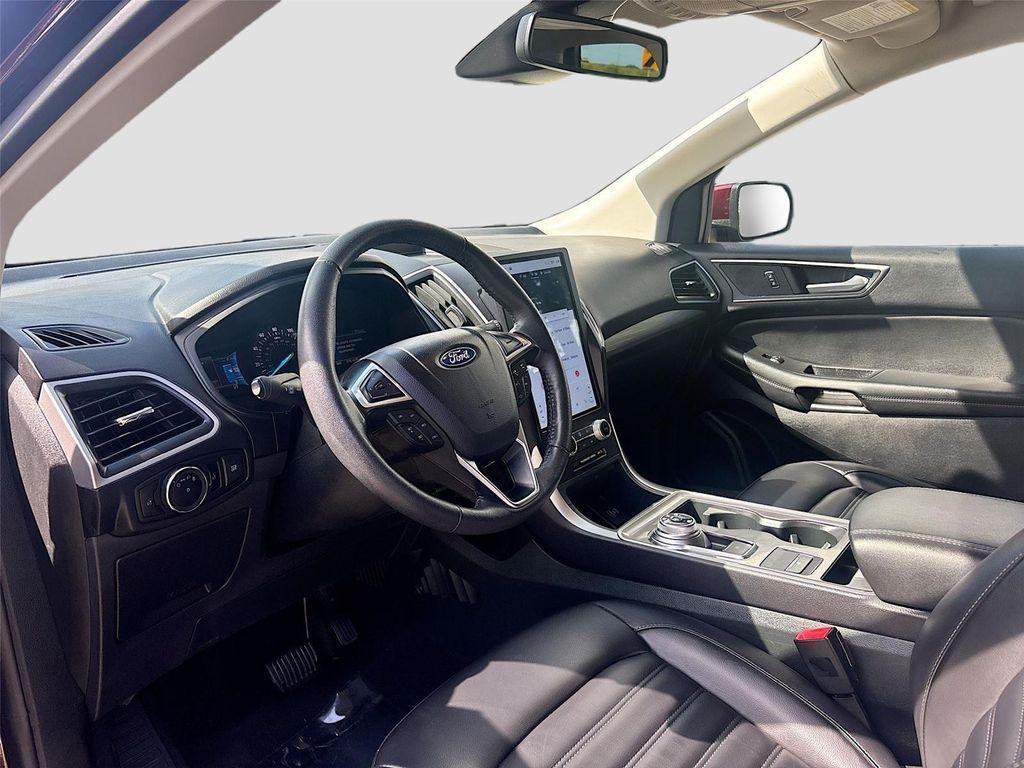 used 2024 Ford Edge car, priced at $18,995