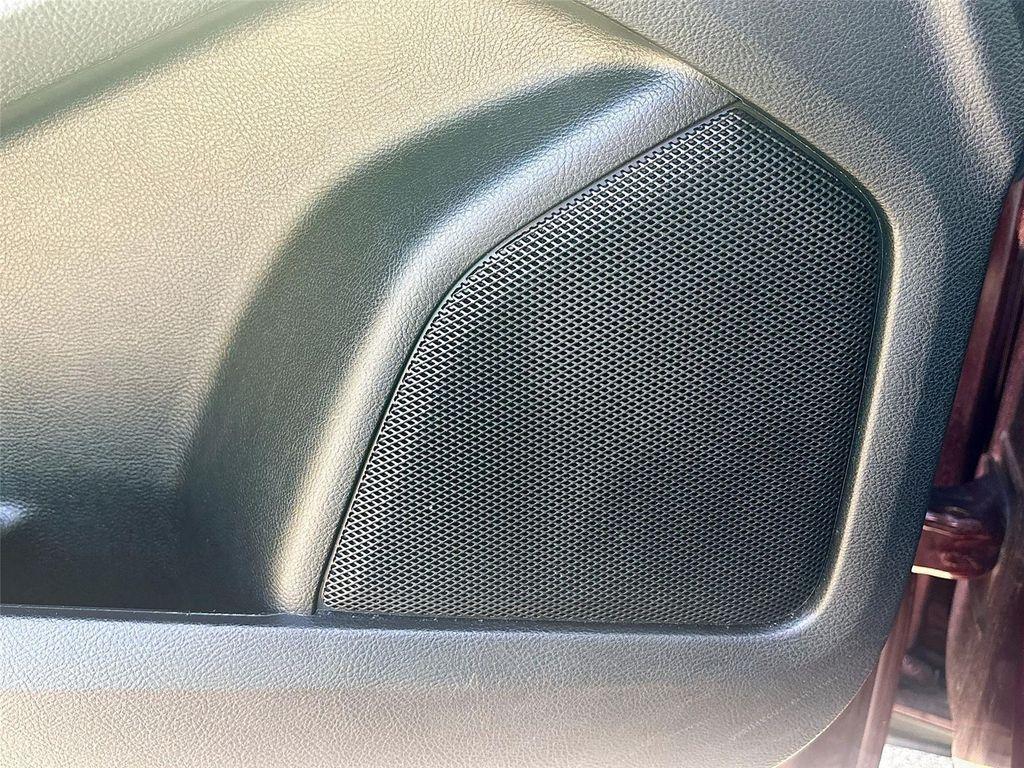 used 2024 Ford Edge car, priced at $18,995