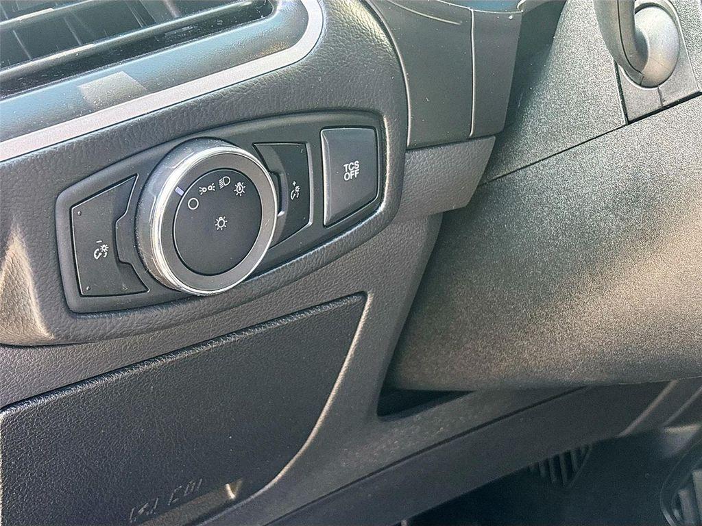 used 2024 Ford Edge car, priced at $18,995