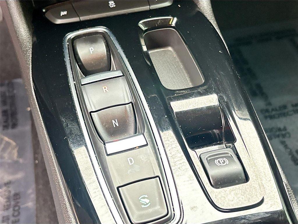 used 2022 Chevrolet Bolt EUV car, priced at $17,795