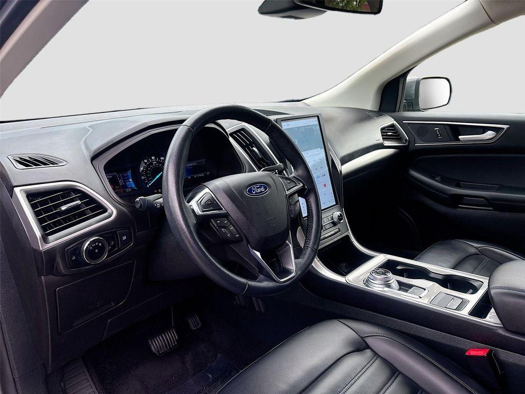 used 2024 Ford Edge car, priced at $20,995