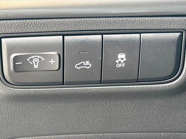 used 2025 Hyundai SANTA CRUZ car, priced at $27,995