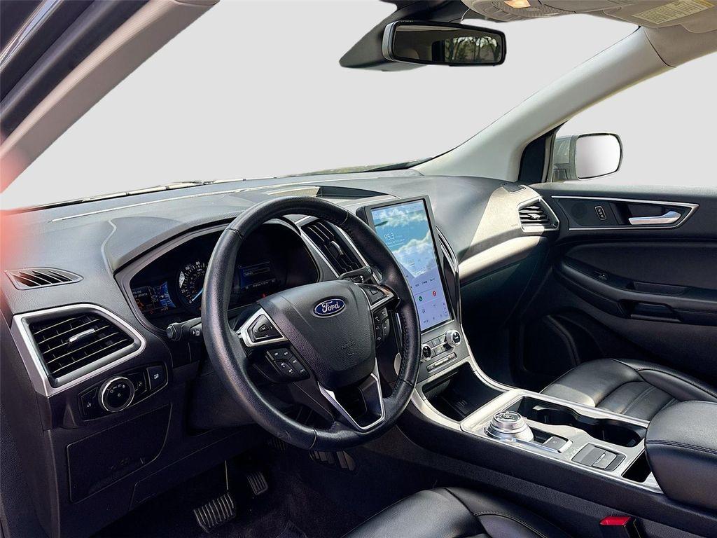used 2024 Ford Edge car, priced at $20,995