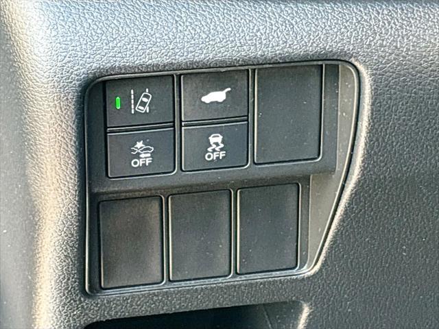 used 2020 Honda CR-V car, priced at $22,895