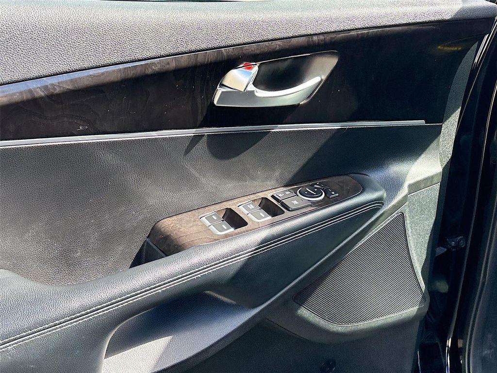 used 2018 Kia Sorento car, priced at $10,995