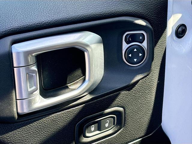 used 2021 Jeep Wrangler Unlimited car, priced at $32,995