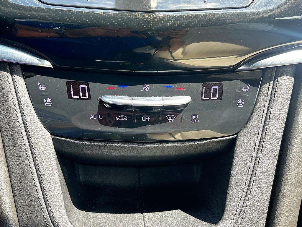 used 2021 Cadillac XT6 car, priced at $30,595