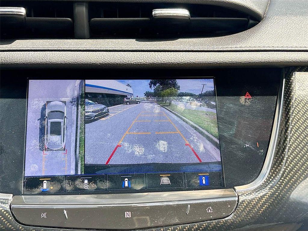 used 2021 Cadillac XT6 car, priced at $30,595