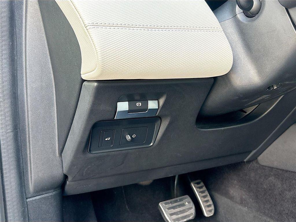 used 2020 Land Rover Discovery Sport car, priced at $18,995