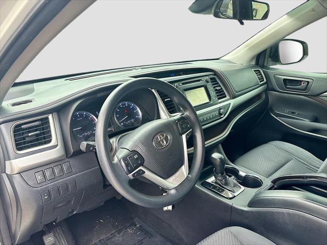 used 2017 Toyota Highlander car, priced at $16,995