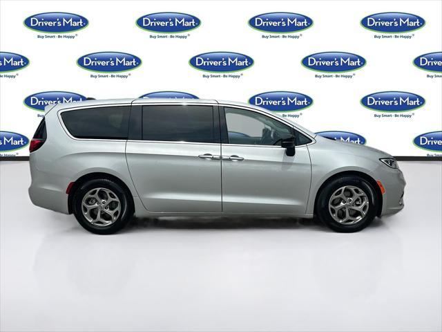 used 2024 Chrysler Pacifica car, priced at $31,995