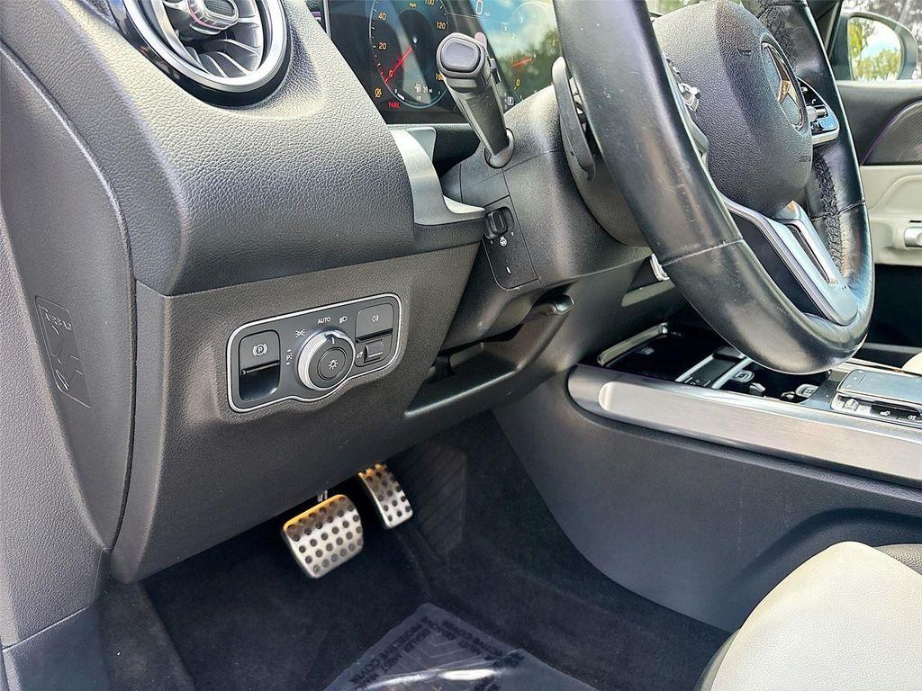 used 2020 Mercedes-Benz GLB 250 car, priced at $21,995