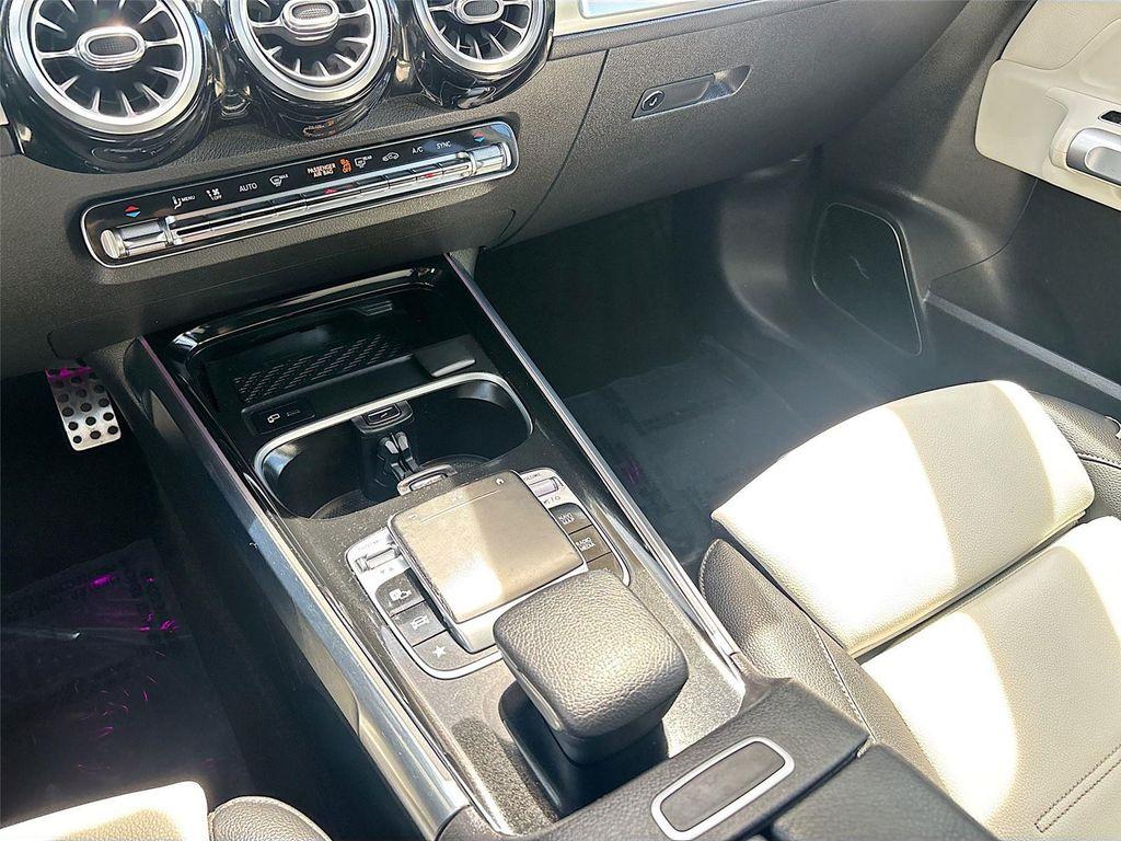 used 2020 Mercedes-Benz GLB 250 car, priced at $21,995